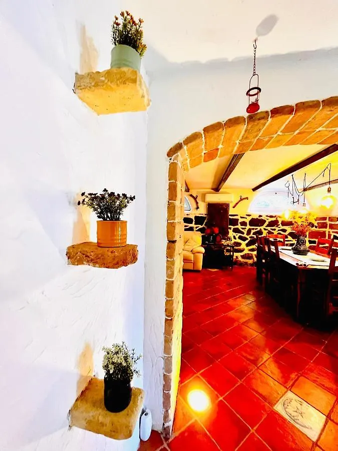 Vign'Alva Bed & Breakfast Castelsardo 0*,  Italy